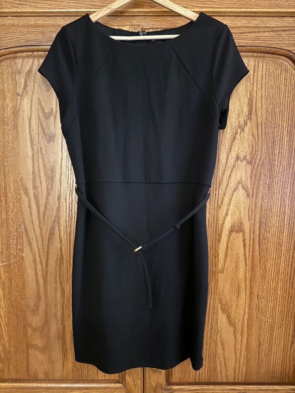 Express Black Cap-Sleeve Sheath Dress